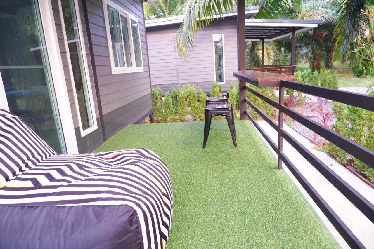 Baantia Chomtawan Bed & Breakfast สุราษฎร์ธานี ภายนอก รูปภาพ