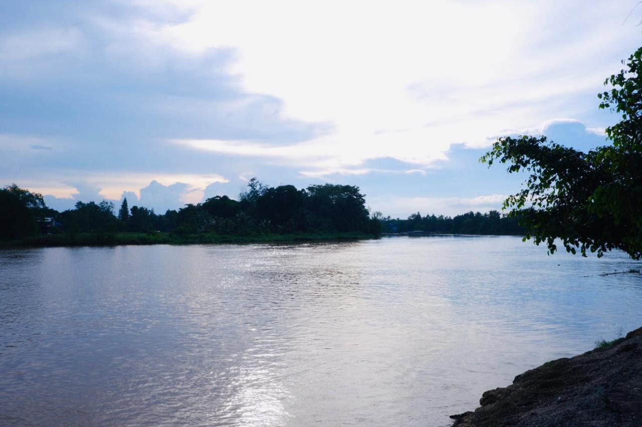 Baantia Chomtawan Bed & Breakfast สุราษฎร์ธานี ภายนอก รูปภาพ