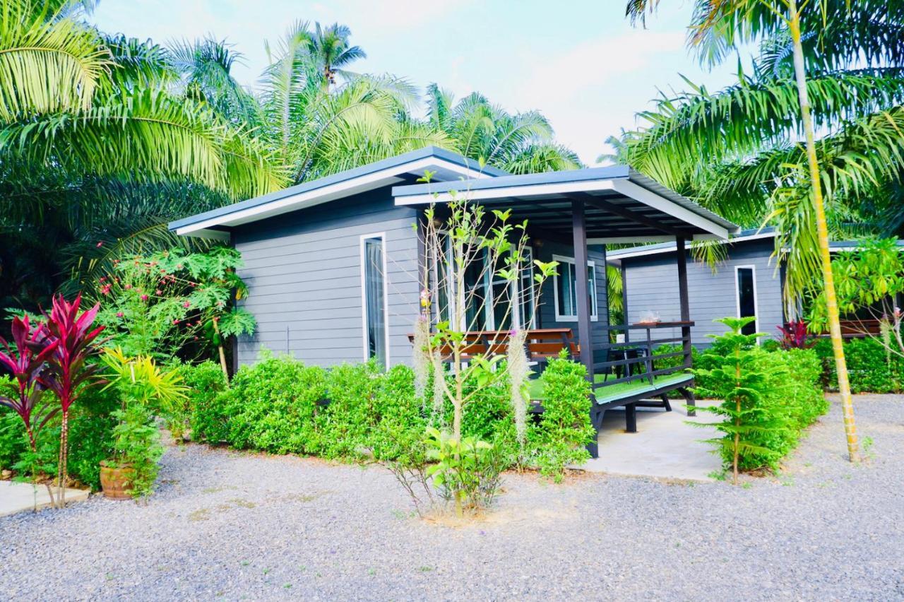 Baantia Chomtawan Bed & Breakfast สุราษฎร์ธานี ภายนอก รูปภาพ