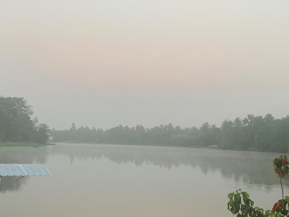 Baantia Chomtawan Bed & Breakfast สุราษฎร์ธานี ภายนอก รูปภาพ