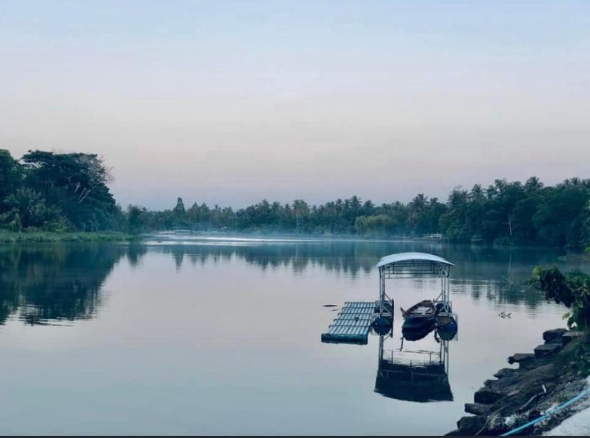 Baantia Chomtawan Bed & Breakfast สุราษฎร์ธานี ภายนอก รูปภาพ