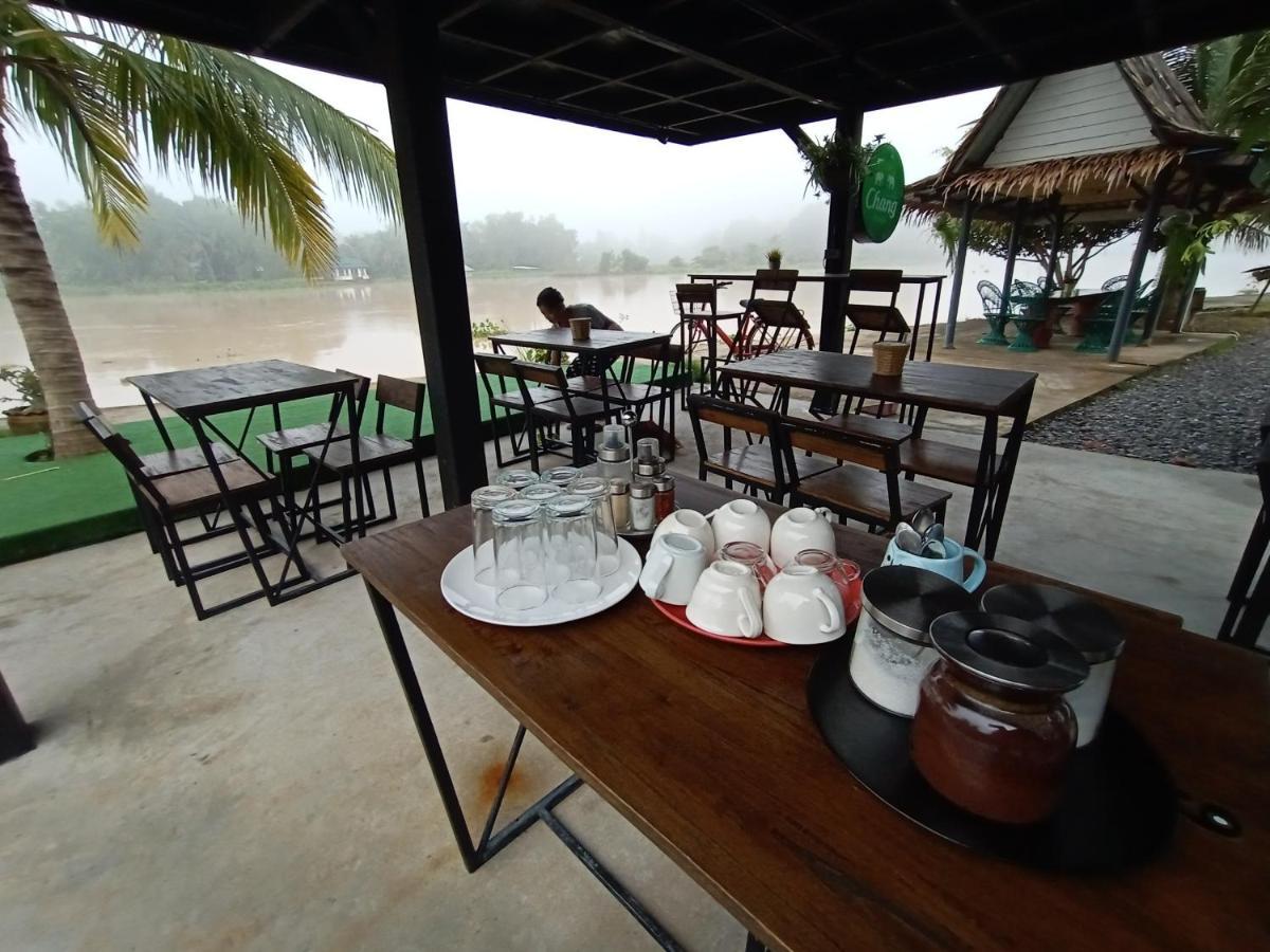 Baantia Chomtawan Bed & Breakfast สุราษฎร์ธานี ภายนอก รูปภาพ
